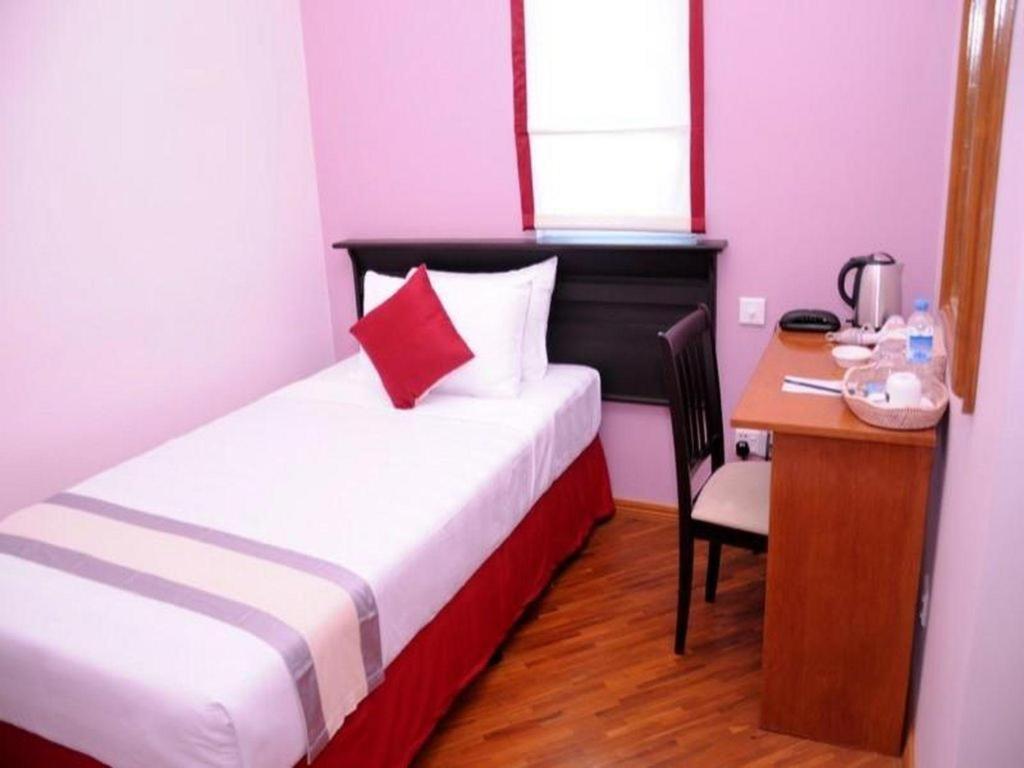 Golden Guest Hotel Тавой Екстер'єр фото